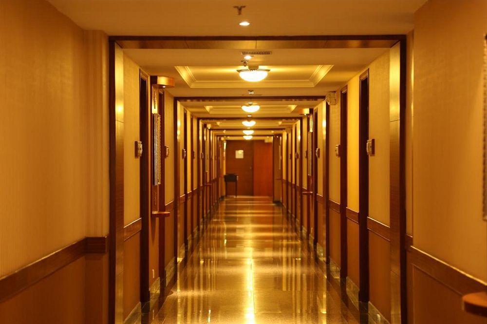 Asiana Hotel Chennai Exterior photo