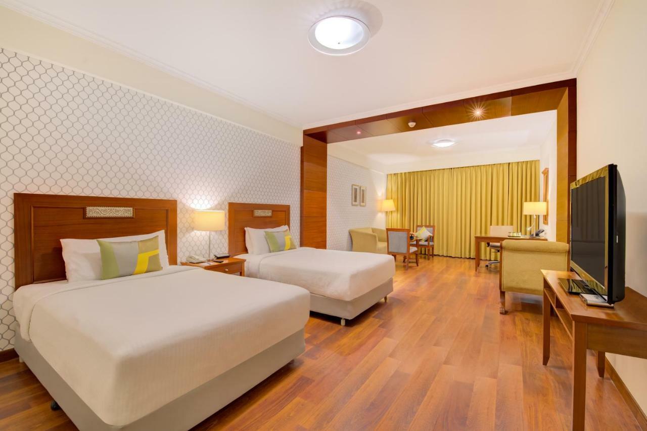 Asiana Hotel Chennai Exterior photo