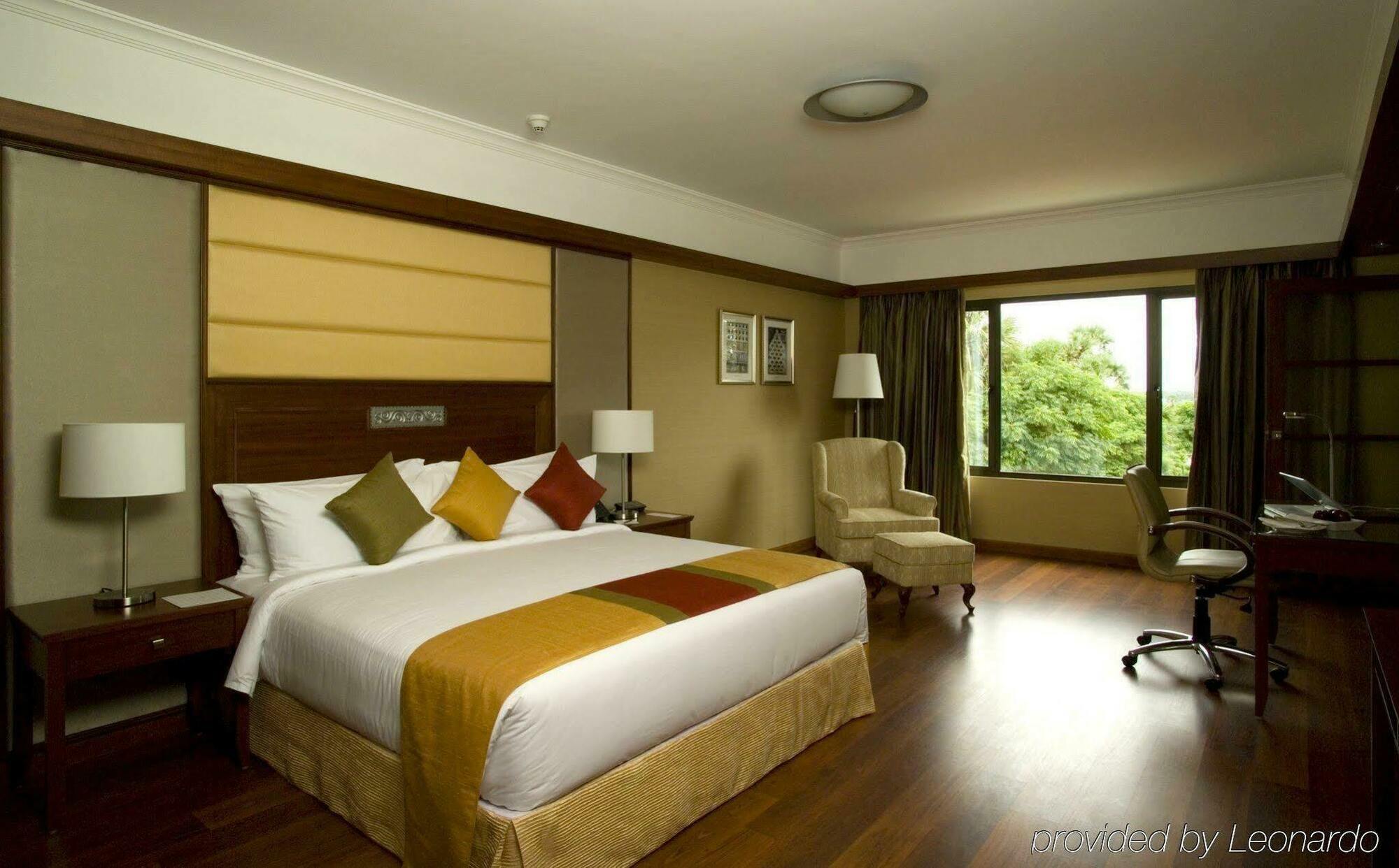 Asiana Hotel Chennai Exterior photo
